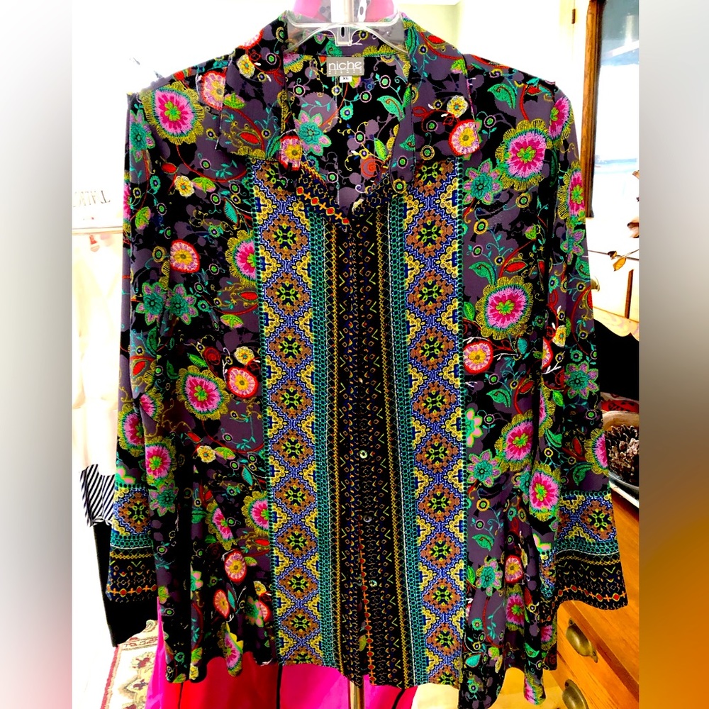 NICHE multi-colored blouse sz XL